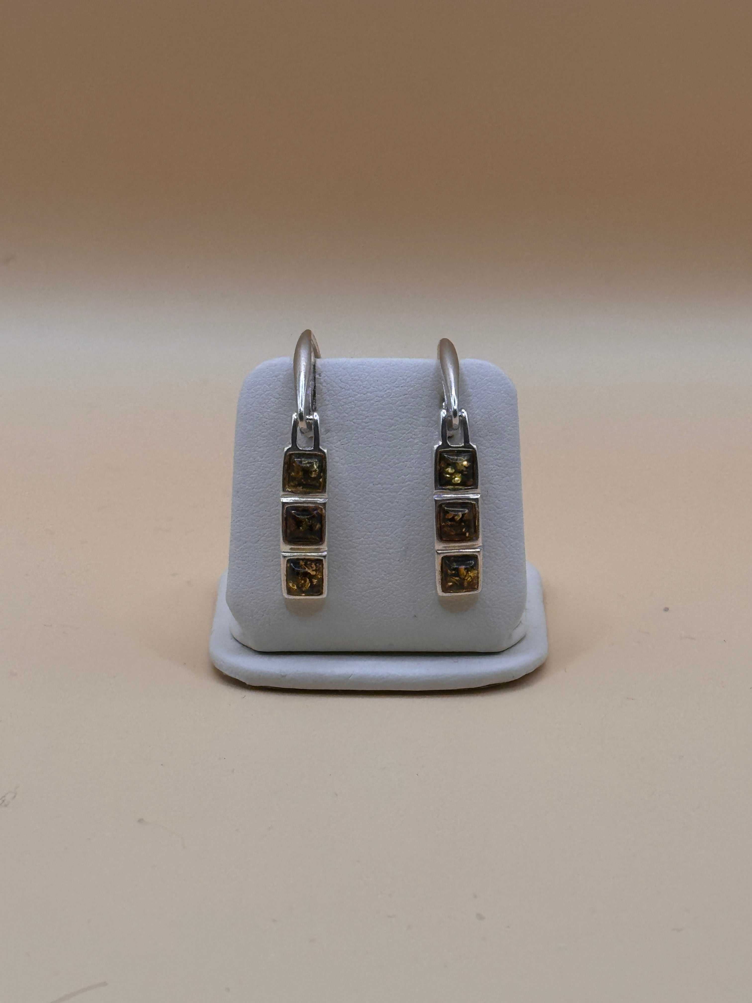 Kolczyki srebrne z bursztynem (kwadraciki)