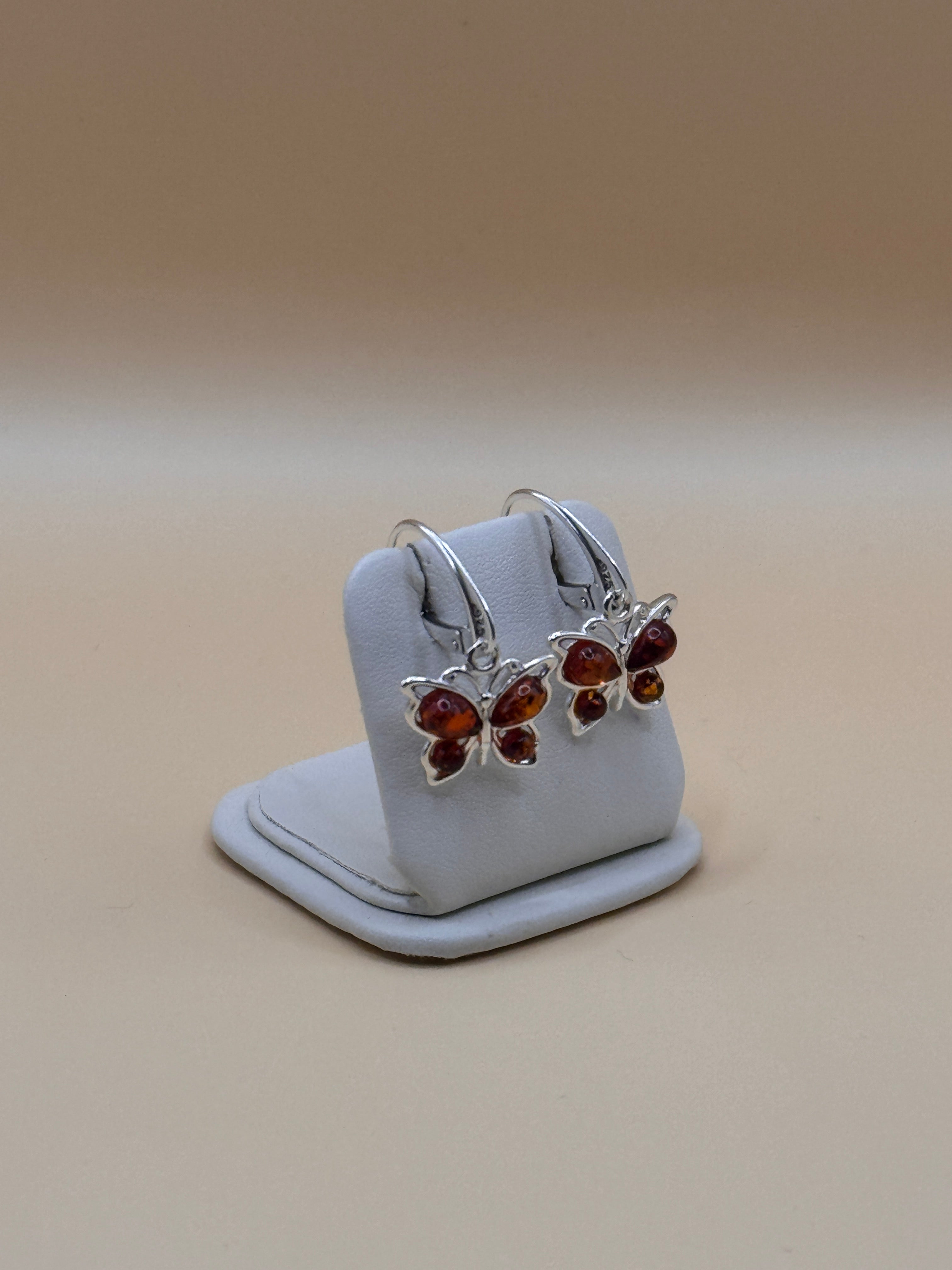 Kolczyki srebrne z bursztynem (motylki)