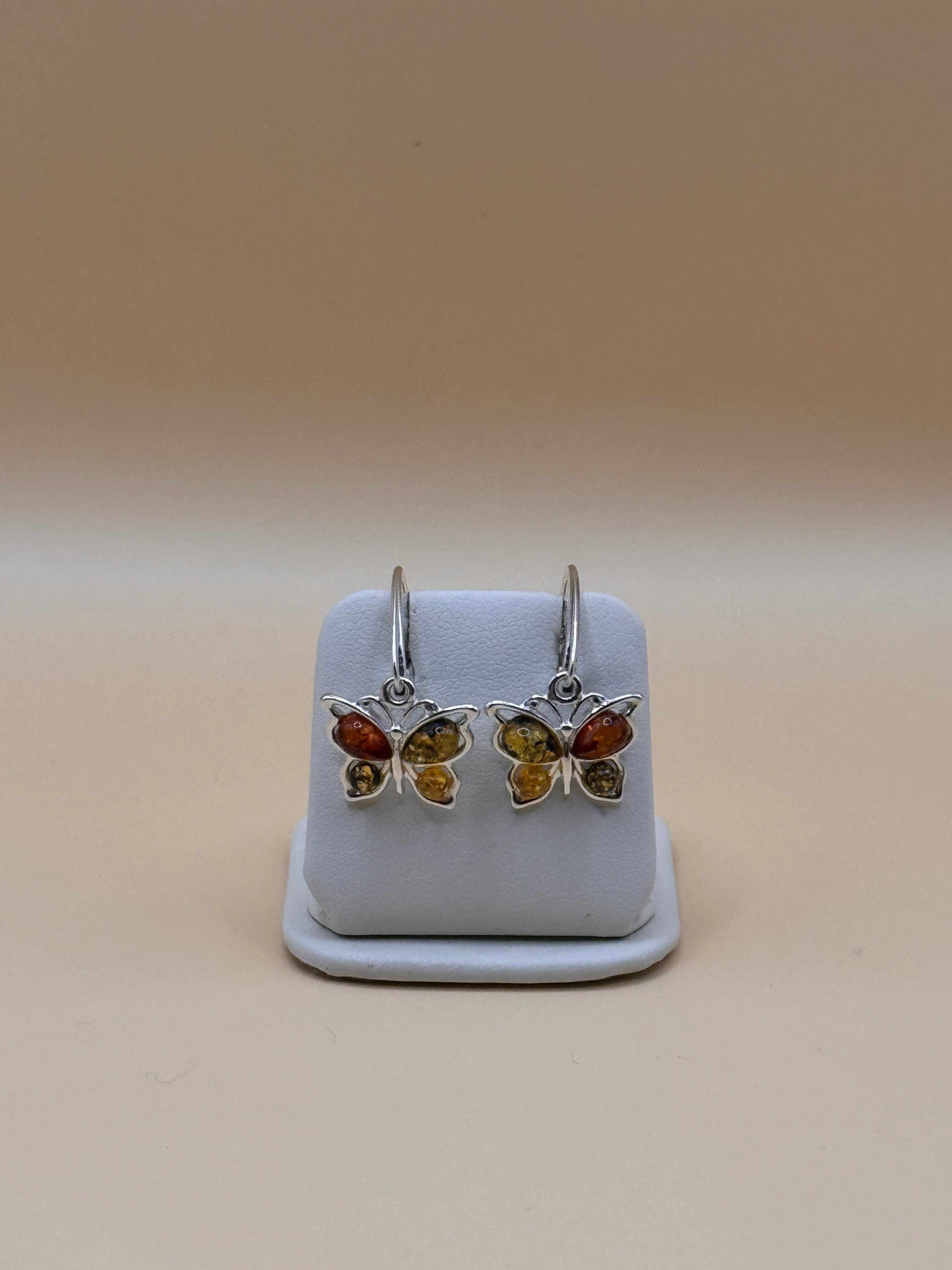 Kolczyki srebrne z bursztynem (motylki)