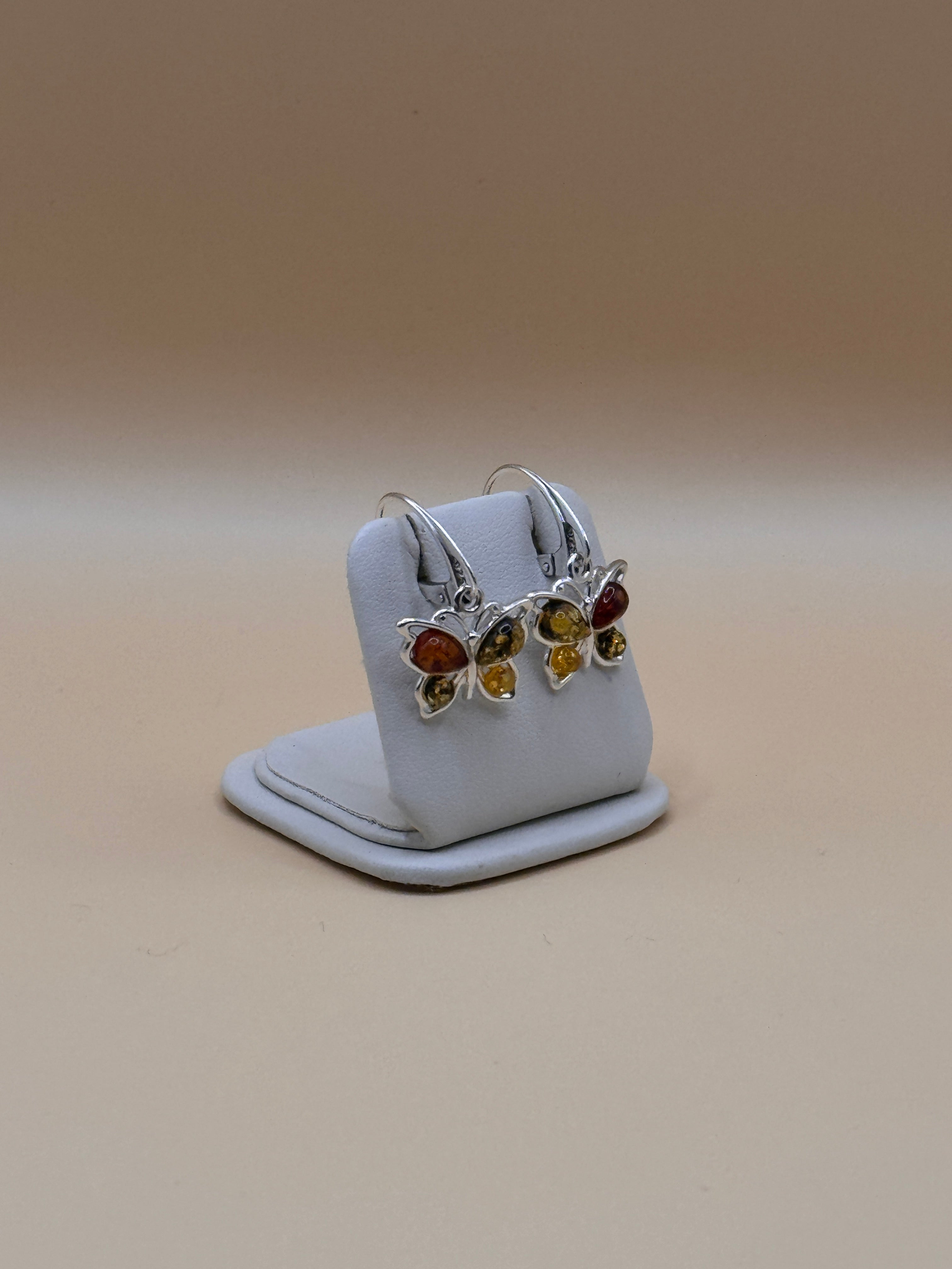 Kolczyki srebrne z bursztynem (motylki)