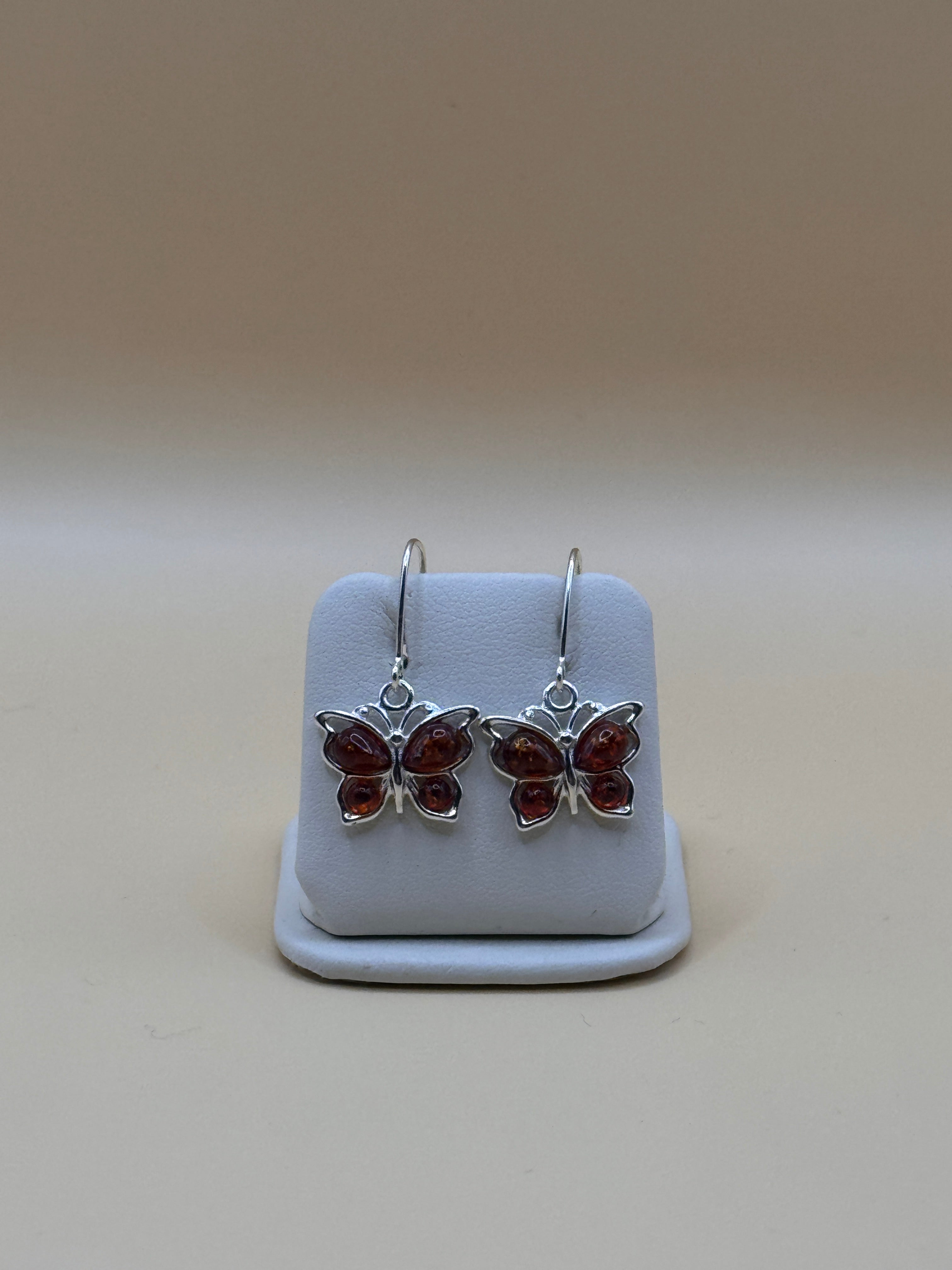 Kolczyki srebrne z bursztynem (motylki)