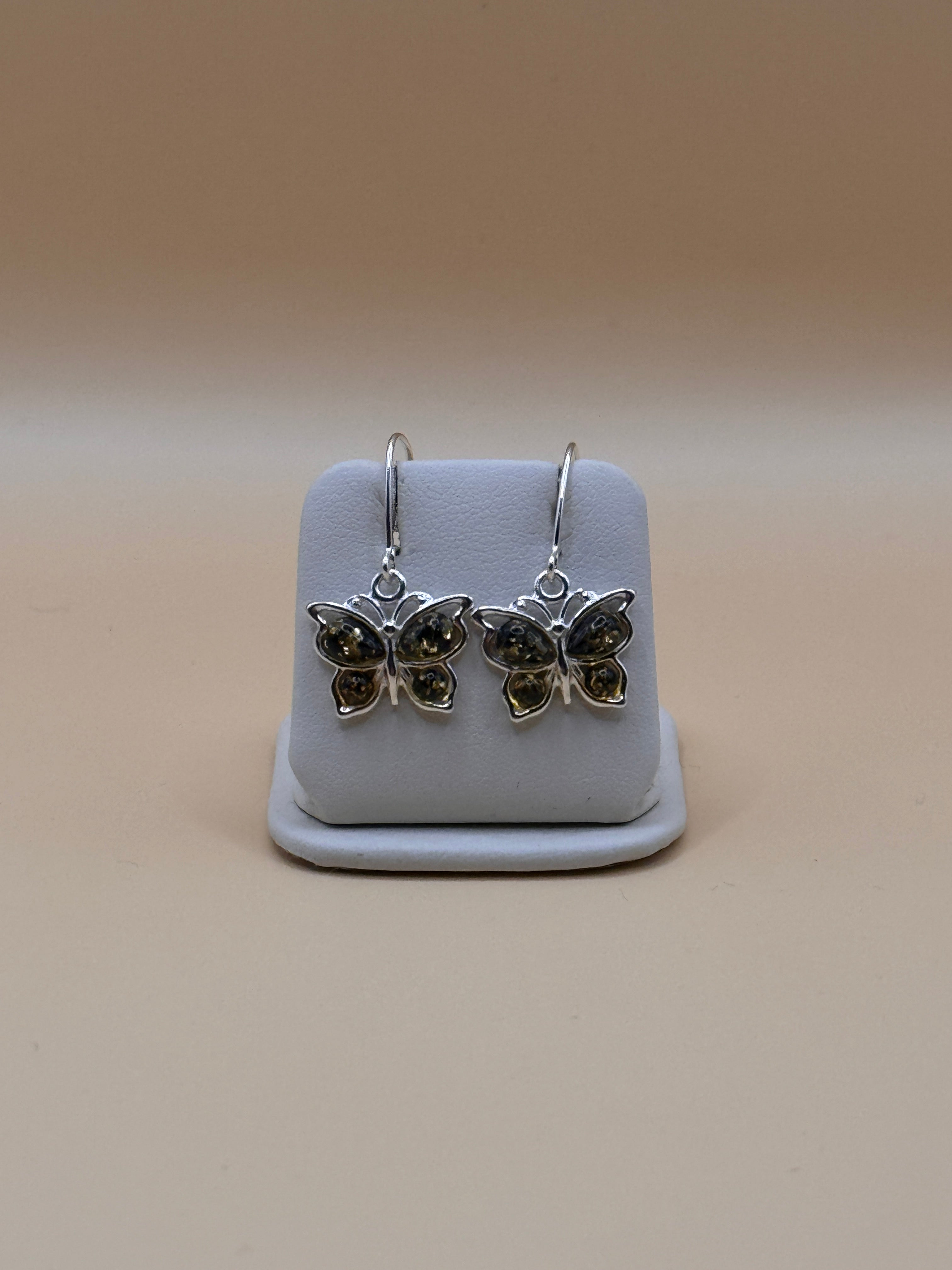 Kolczyki srebrne z bursztynem (motylki)