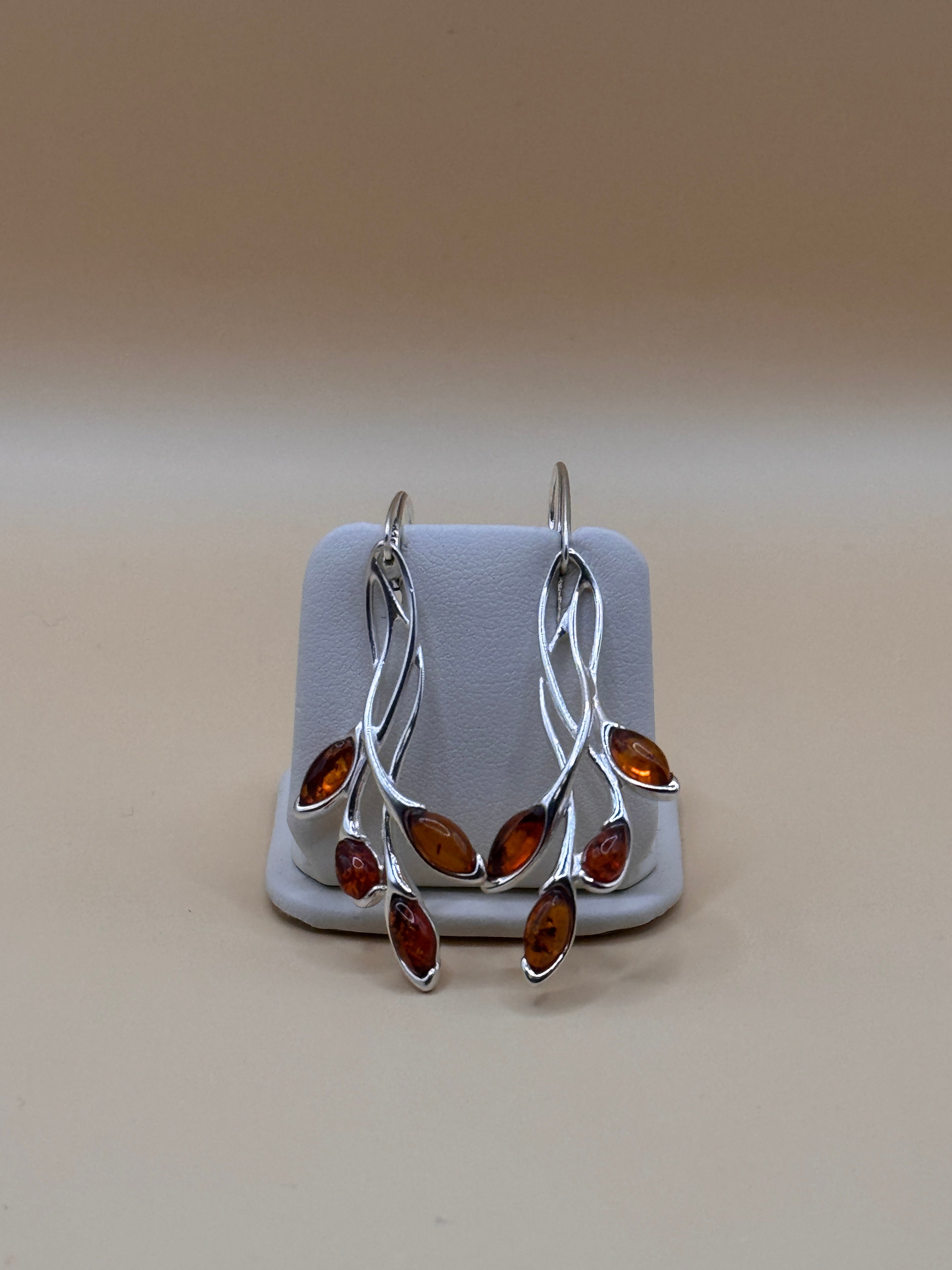 Kolczyki srebrne z bursztynem (gałązki)
