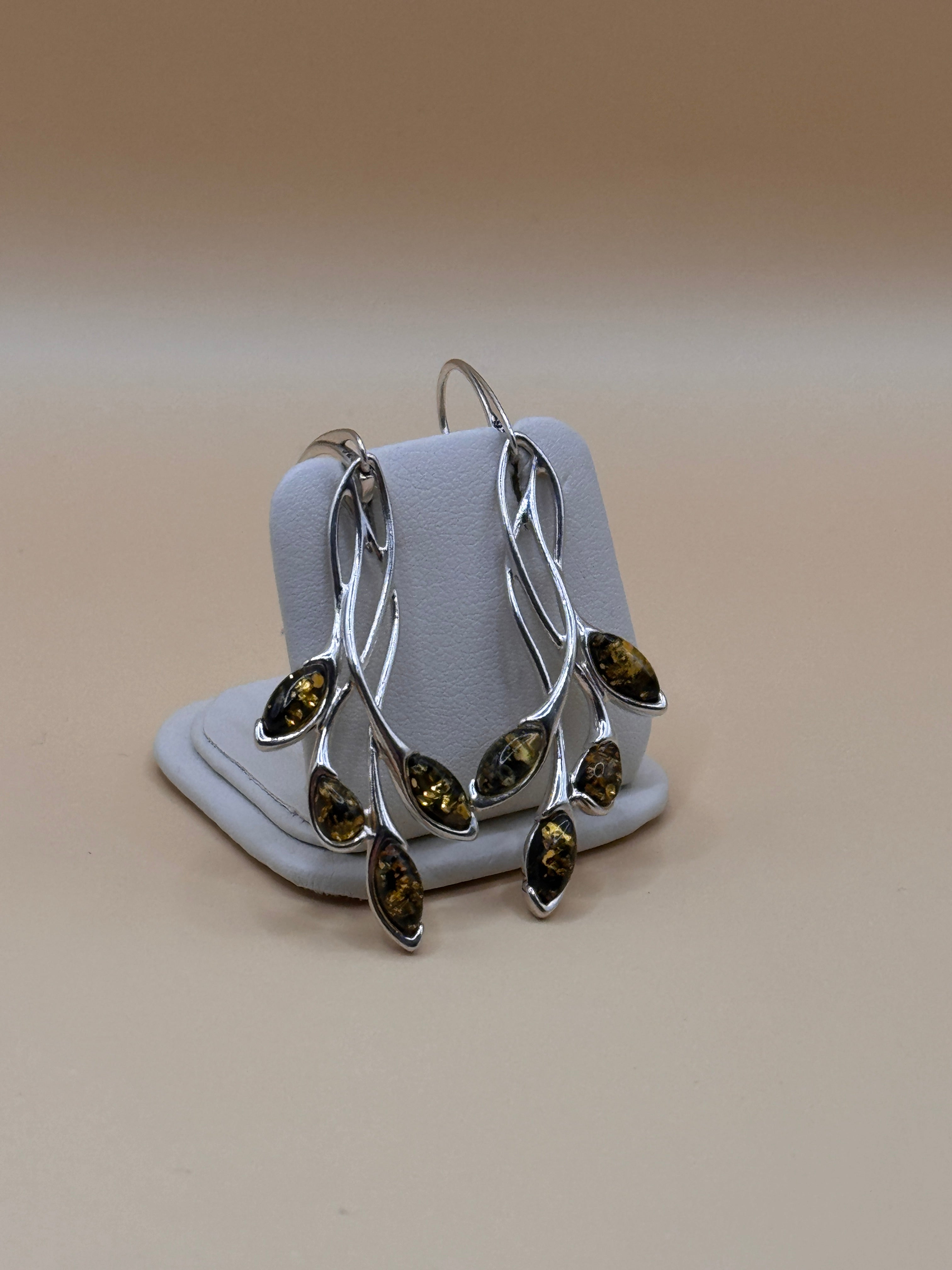 Kolczyki srebrne z bursztynem (gałązki)