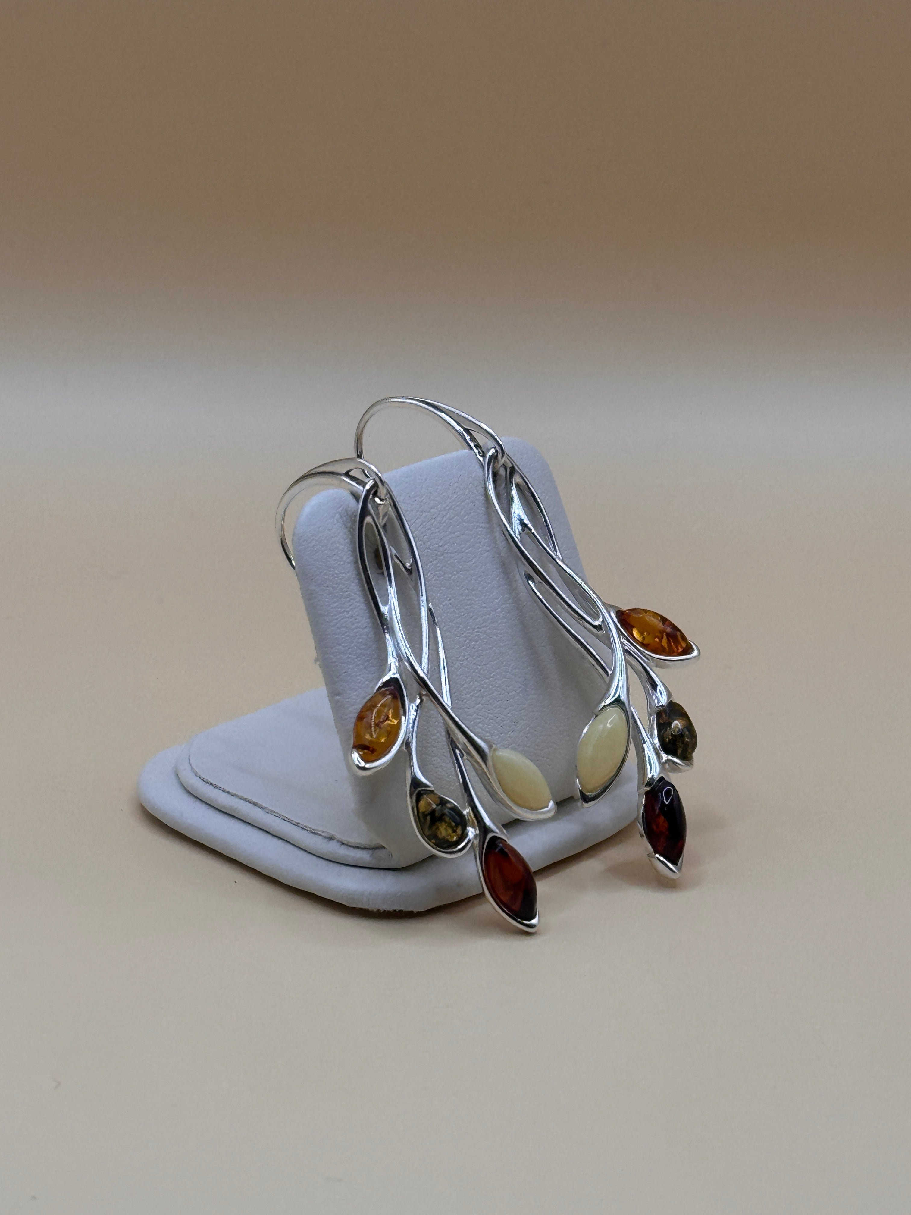 Kolczyki srebrne z bursztynem (gałązki)