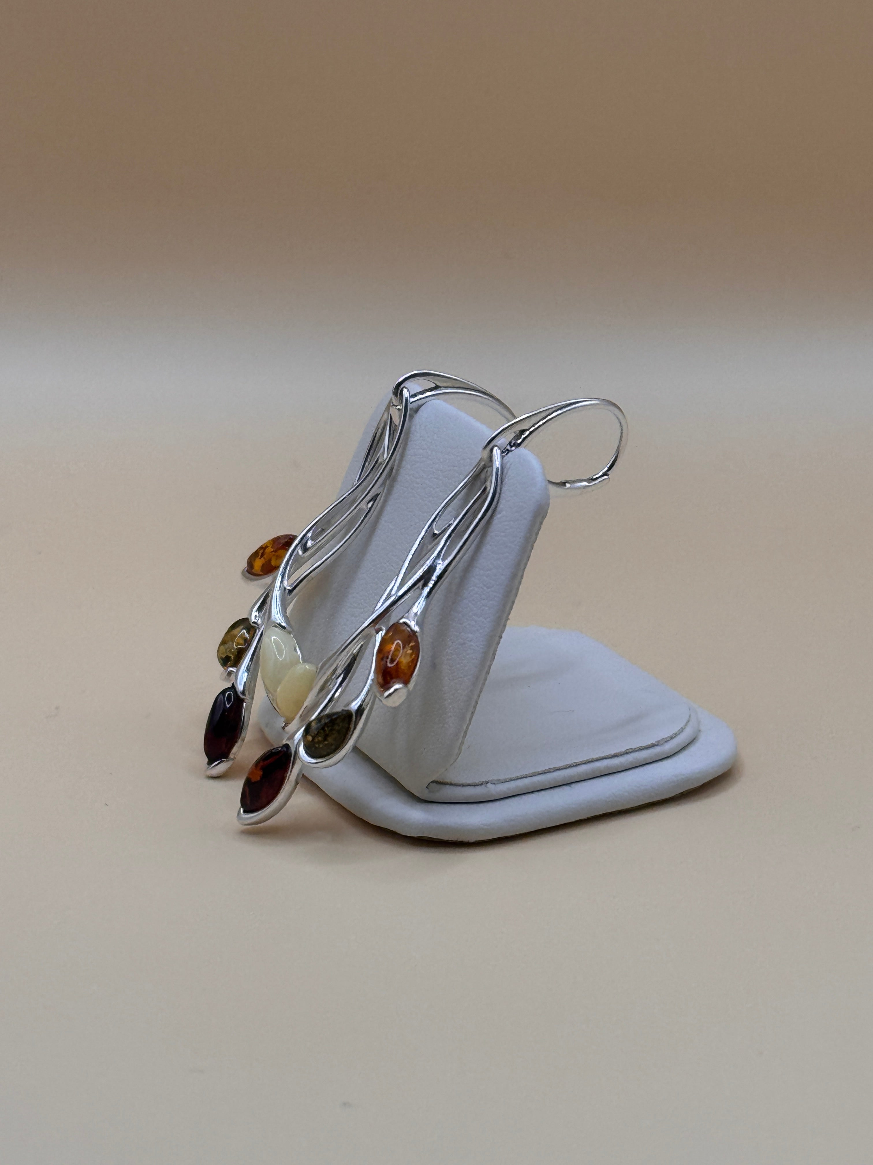 Kolczyki srebrne z bursztynem (gałązki)