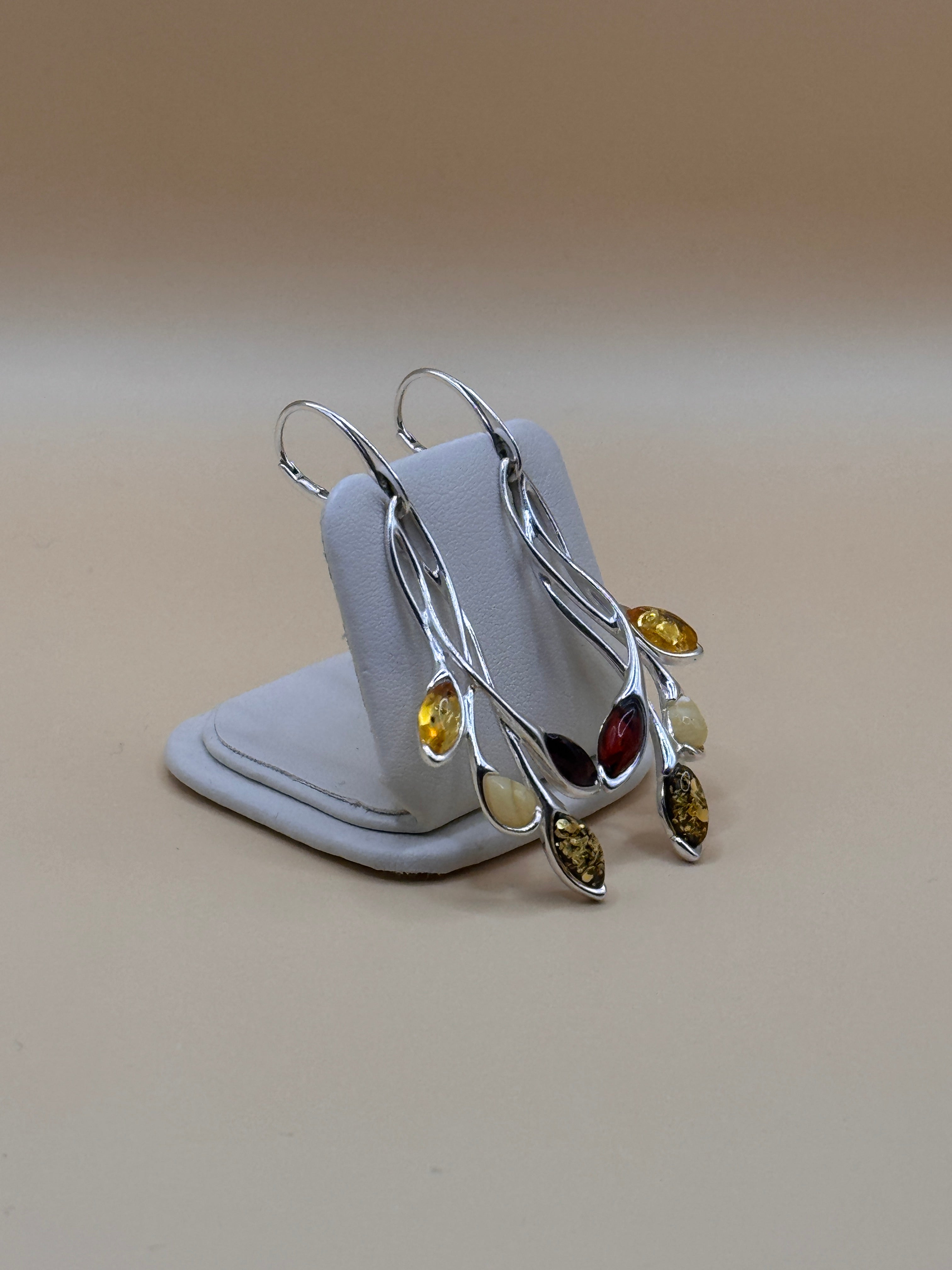 Kolczyki srebrne z bursztynem (gałązki)