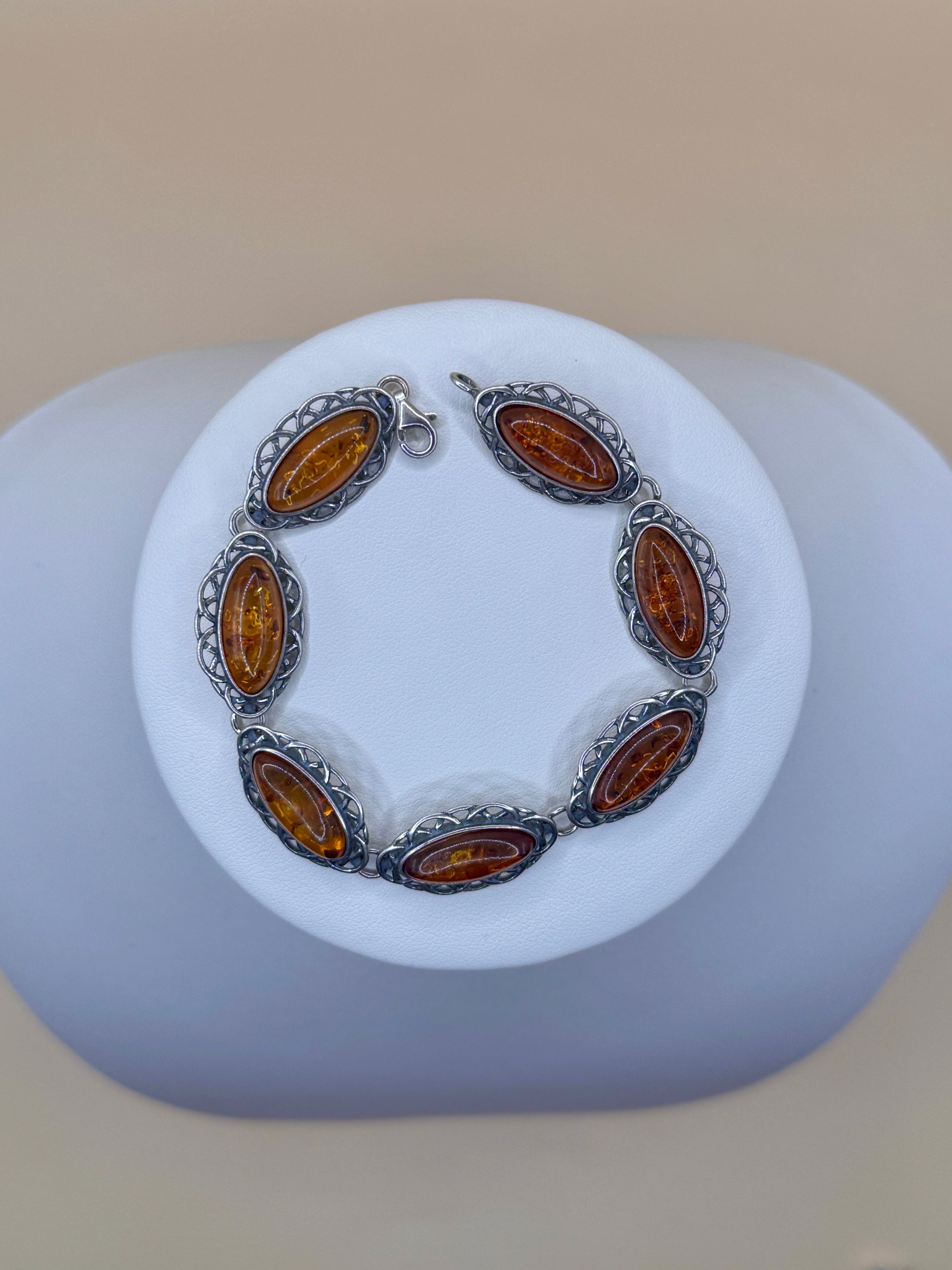 Bransoletka srebrna z bursztynem (z falbanką)